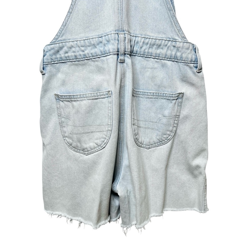 American Eagle Light Wash Mom Denim Shortalls Cutoff Overalls Sz 2 - Picture 4 of 11